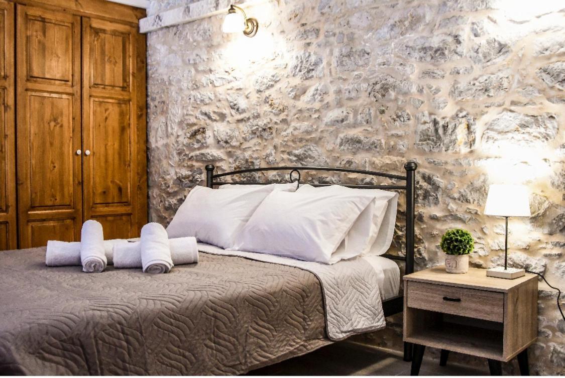 Stone Living Symi Central Apartments Kültér fotó